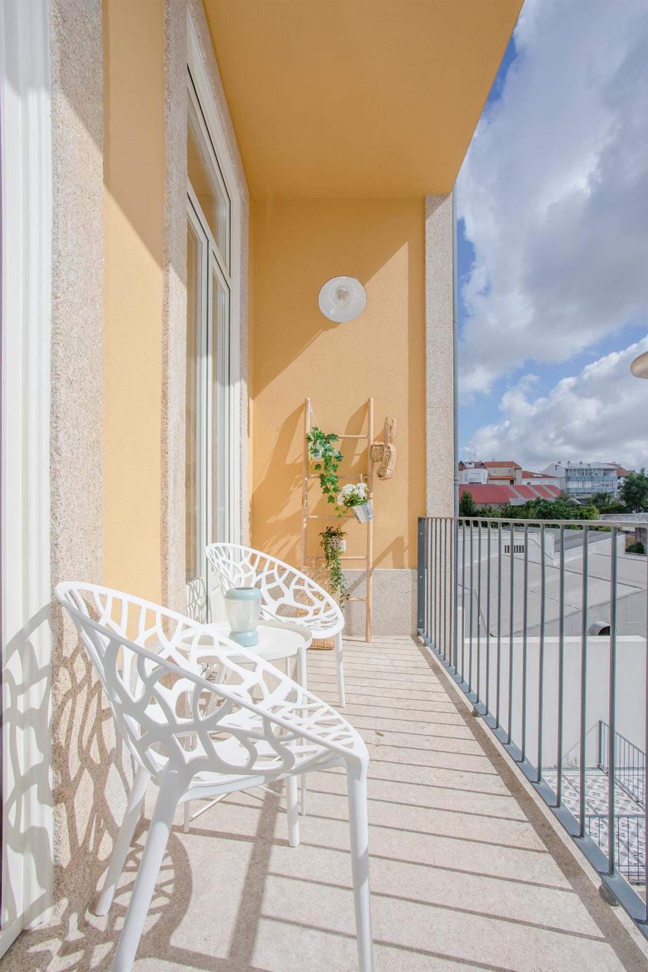 Liiiving In Porto - Downtown Balcony Studio Exterior photo